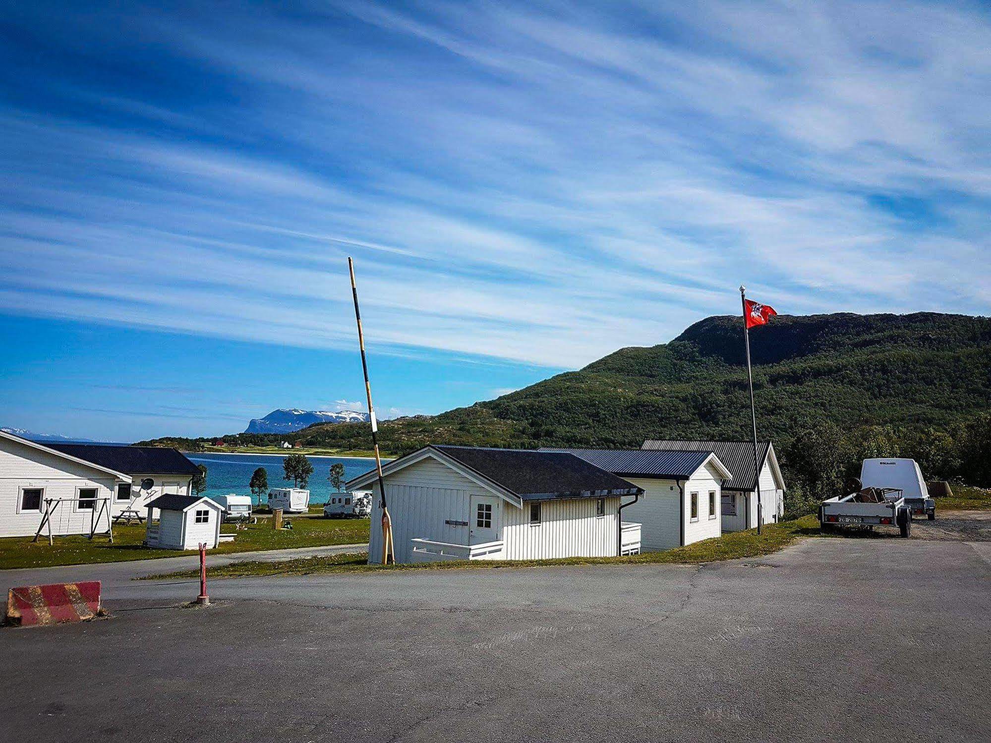 Tjeldsundbrua Camping 호텔 Evenskjer 외부 사진