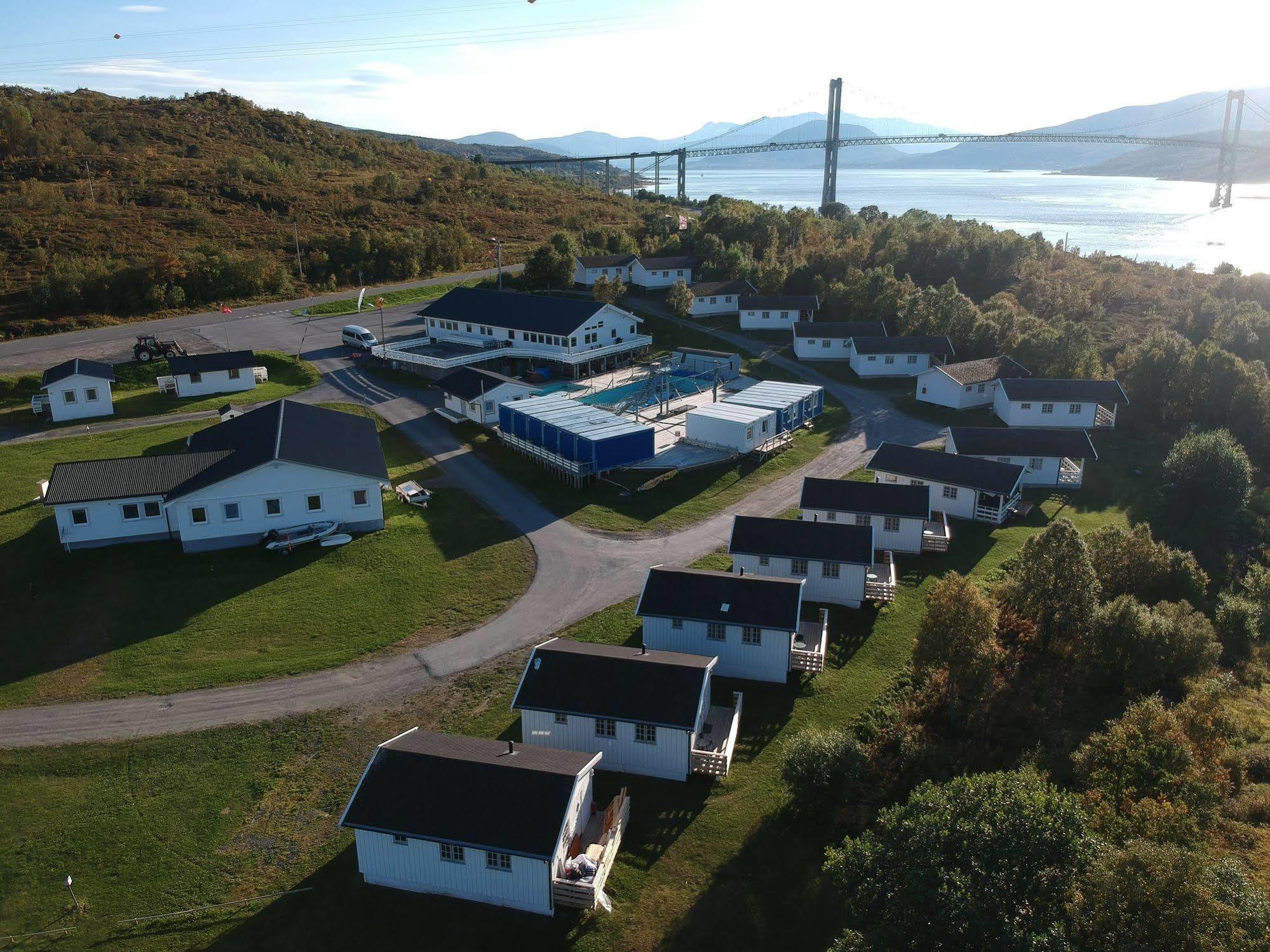 Tjeldsundbrua Camping 호텔 Evenskjer 외부 사진